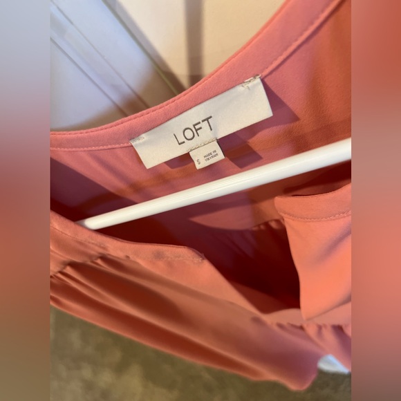 Loft shell top - size small - Picture 2 of 4